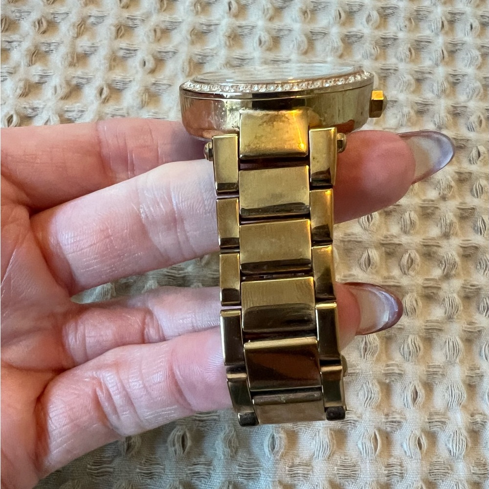 Michael Kors Watch - Picture 5 of 8